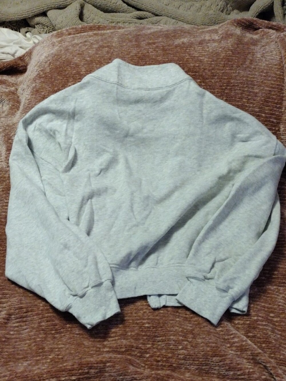 PINK Victoria's Secret Light Gray Zip-Up Sweatshirt with Embroidered Wreath - Picture 4 of 4